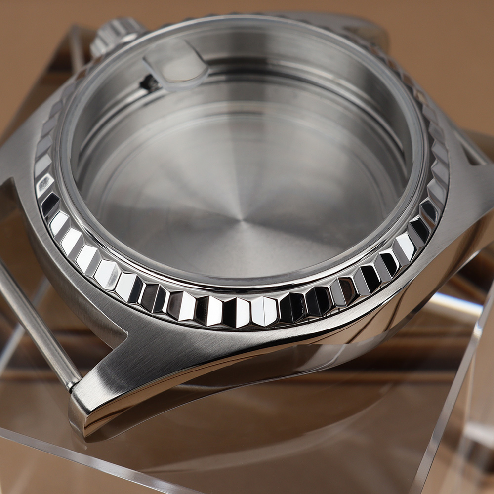 Cajas de reloj plateadas pulid - Reel Case reseña y precio